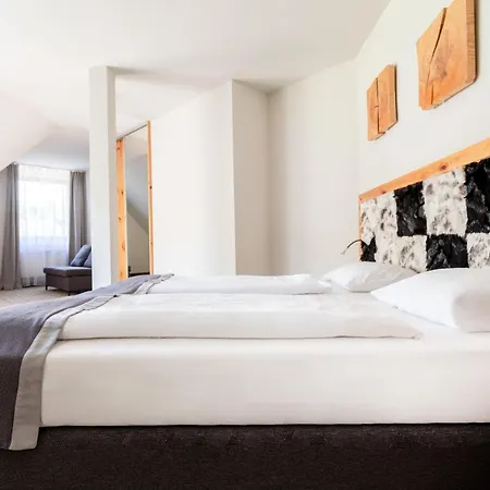 Apart-hotel Cristal By Zdrojowa 3*