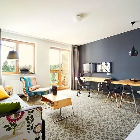 Apart-hotel Cristal By Zdrojowa 4*