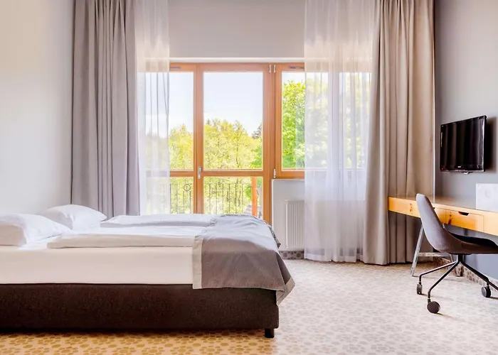 Cristal By Zdrojowa 4* 斯克拉斯卡波伦巴