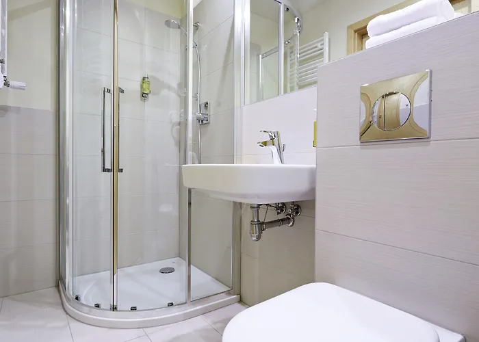 Cristal By Zdrojowa 公寓式酒店