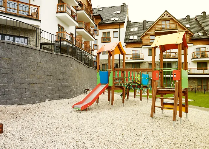 Cristal By Zdrojowa 公寓式酒店 斯克拉斯卡波伦巴