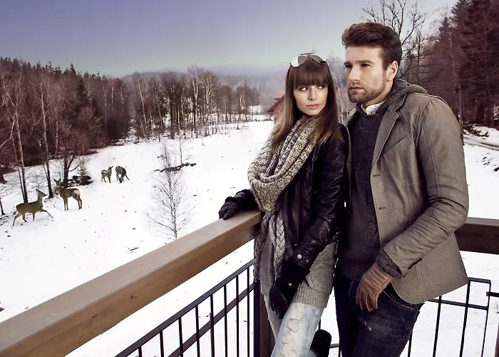 Cristal By Zdrojowa 公寓式酒店 4*