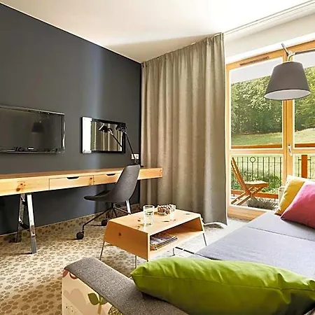 Aparthotel Cristal By Zdrojowa 4*