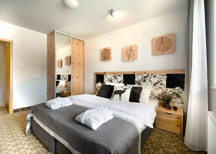 Cristal By Zdrojowa Apartmanhotel 4*